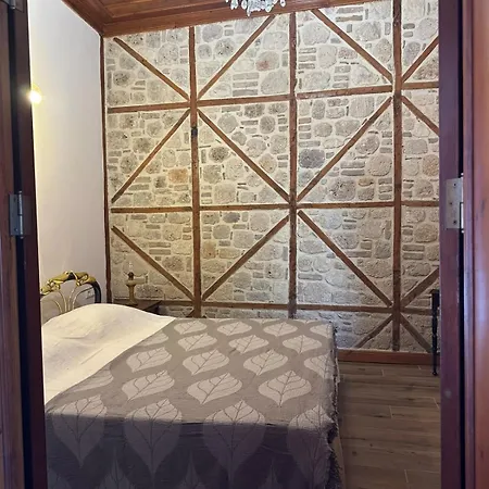 Aksoy House *